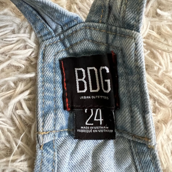 BDG overalls size 24 - Picture 3 of 3